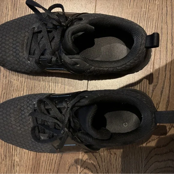 Black Womens Nike Athletic Shoes - Picture 4 of 4